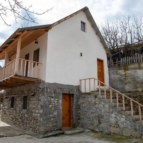 Lulebore Guesthouse, hotel v destinaci Lekbibaj