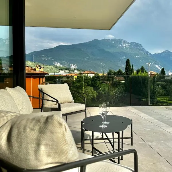 Riva Luxury Stay, hotel u gradu Riva del Garda