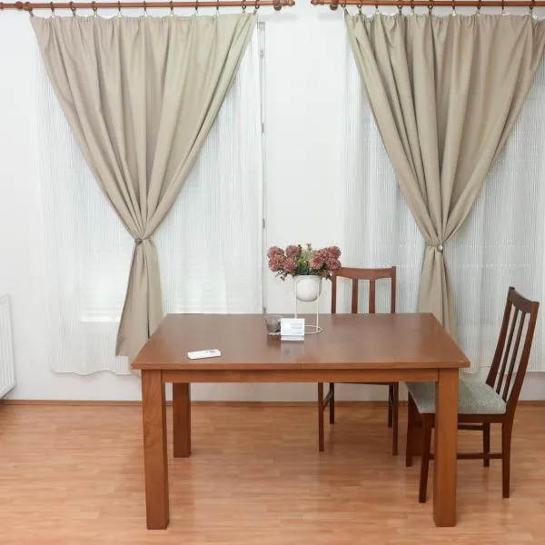 Apartmani Glavinić, khách sạn ở Ivanjica