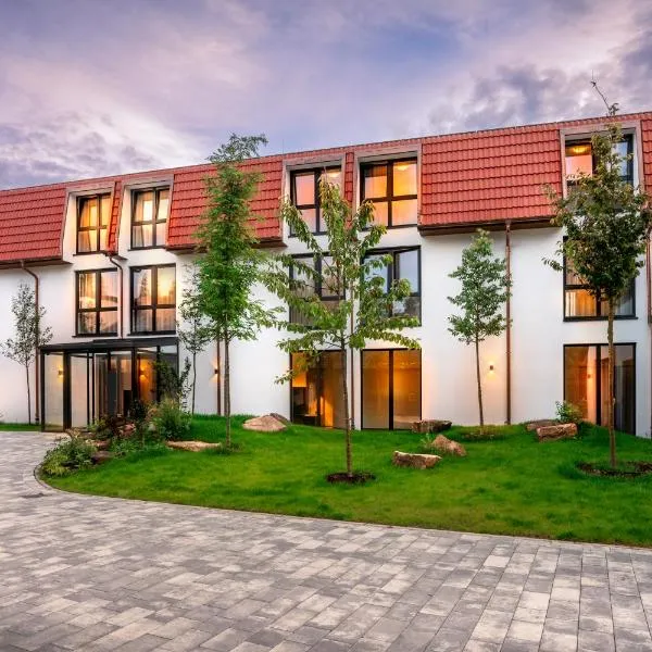 Landhotel Grüner Wald, hotel v destinaci Neuhausen