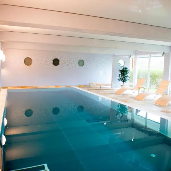 Hotel Sonneck, hotel v destinaci Knüllwald