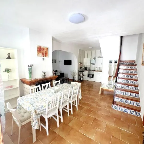 Casa Adina, hotel v destinaci Santa Pola