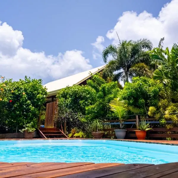 Au jardin d'Eole, Hotel in Sainte-Rose