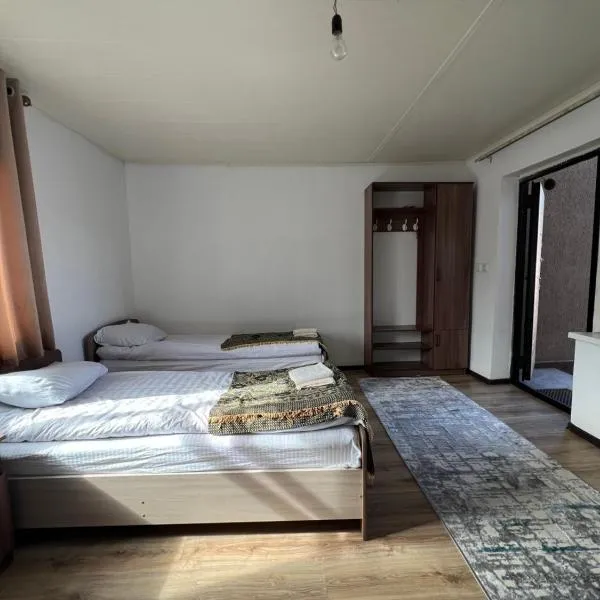Tunuk Guest House, מלון בTossor
