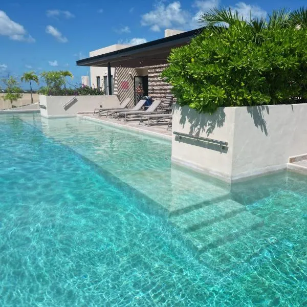 'Syrena Luxury Caribbean' Heart of Playa del Carmen - Fast Wi-fi - Sea Views, Hotel in Playa del Carmen