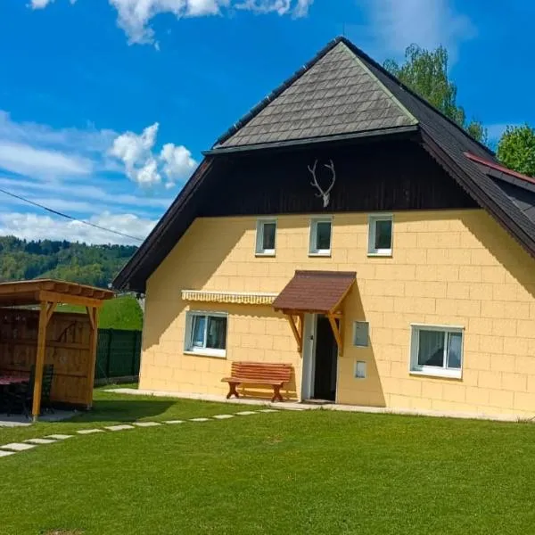 Ferienhaus Strassgartl, hotell sihtkohas Pinsdorf