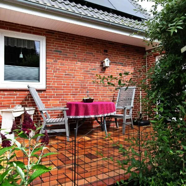 Nordsee-Ferienwohnung Halligland, hotel a Bredstedt