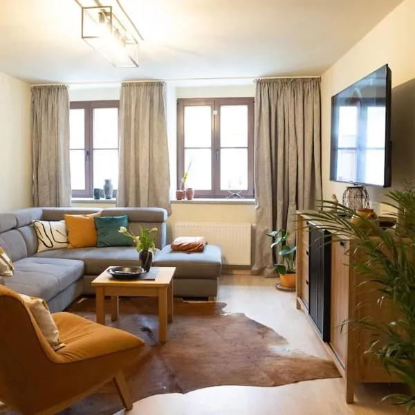 Charming apartment old town Arkadenhof, hotel v destinaci Löbau
