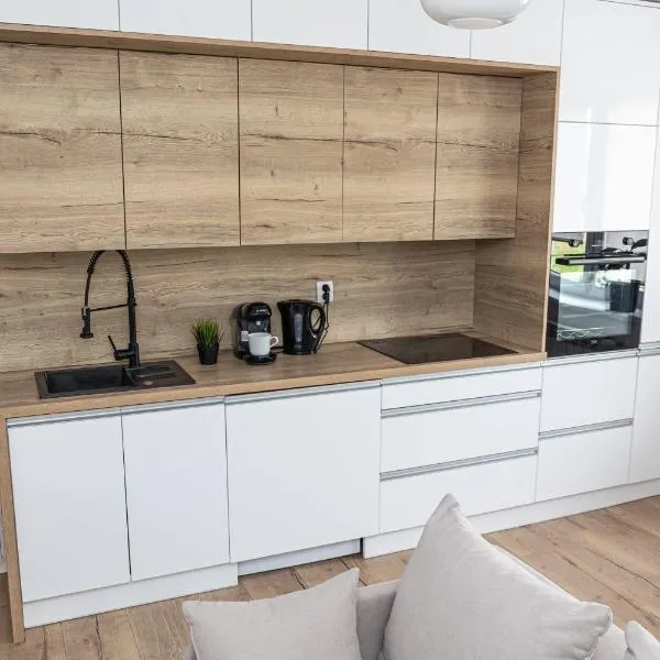 Apartament z ogrodem - 2-Pokojowy, hotel v destinaci Radom
