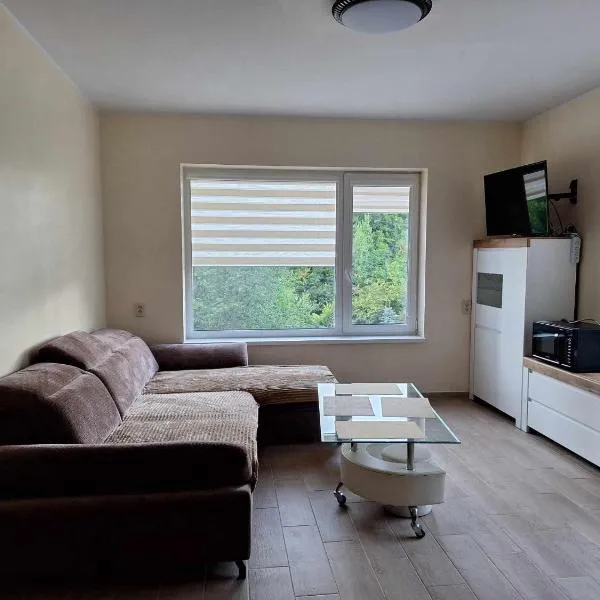 Rent Olamit, hotel in Karkazai