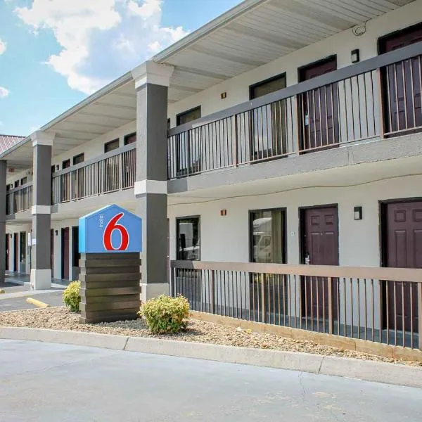 Motel 6 Knoxville, Tn - East, hotel v destinaci Knoxville