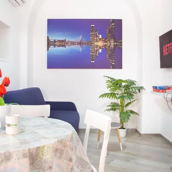 Home4Apartment Salerno center, with private patio，薩雷諾的飯店