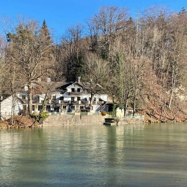 Gästehaus Altes Fährhaus, hotel v destinaci Bad Tölz