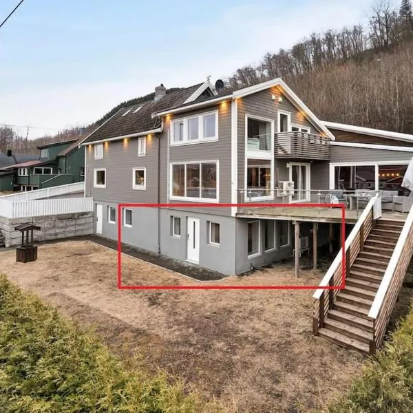 Nydelig sokkel leilighet, hotel v destinaci Melhus
