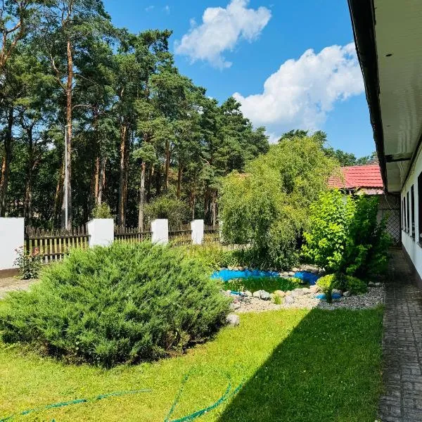 Pensjonat Eden Apartament 5, hotel v destinaci Borne Sulinowo