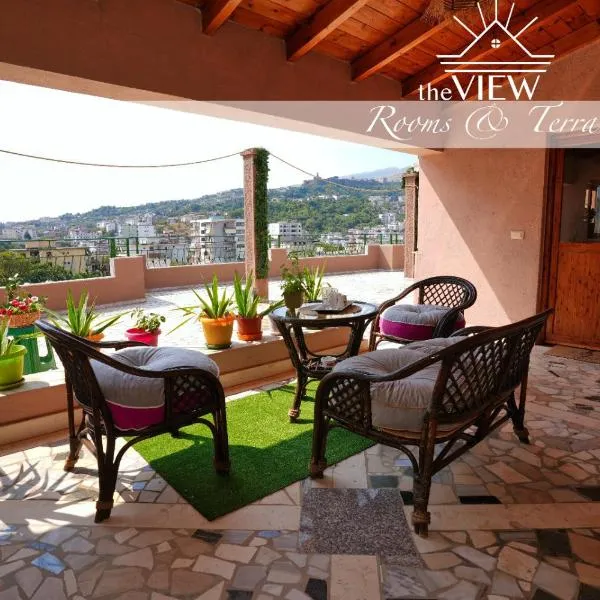 The VIEW Rooms and Terrace, hotel v destinaci Gjirokastër
