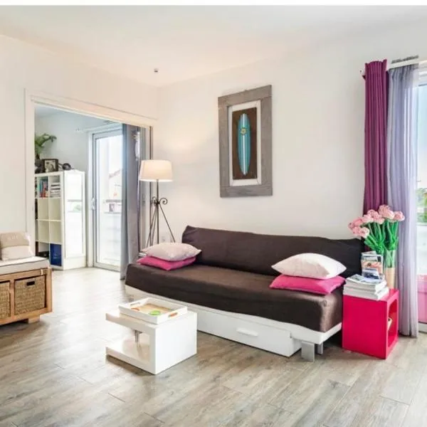 Le Neptune, hotel v destinaci Contis-les-Bains