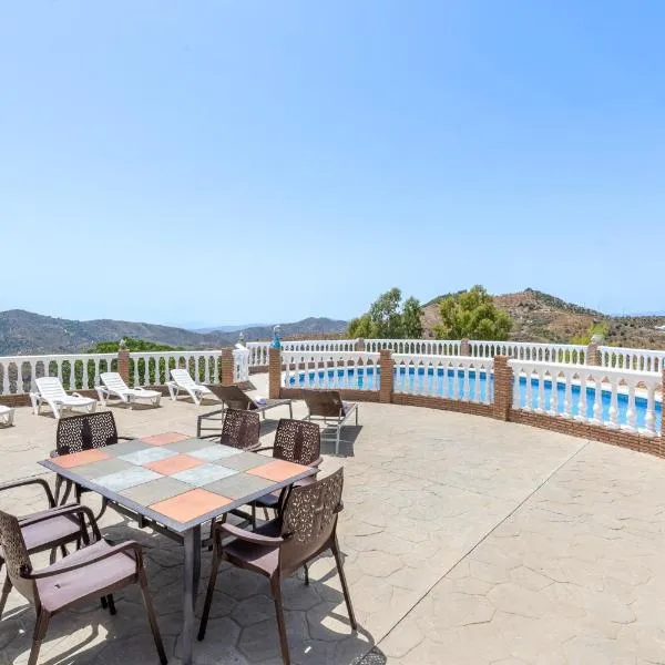 Acogedora Villa Con Piscina, Barbacoa, Chimenea y Vistas a La Sierra, hotel v destinaci Sayalonga