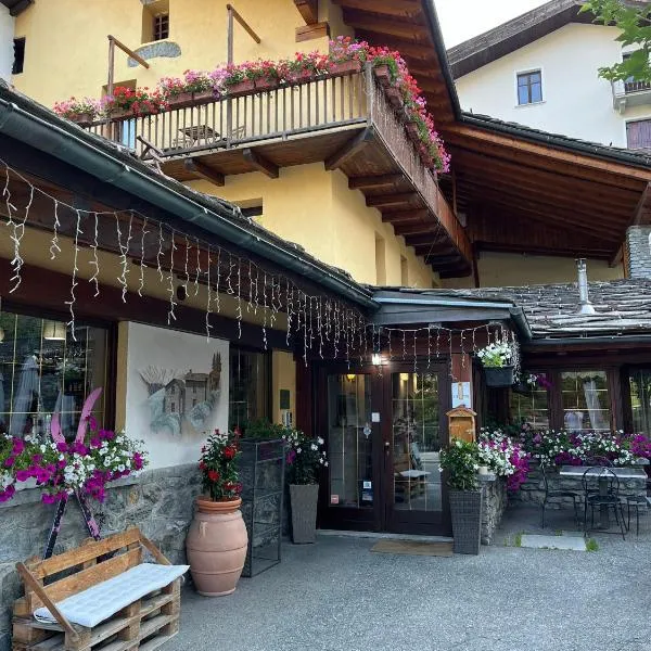 Hotel Coeur Du Village, hotel La Thuilében