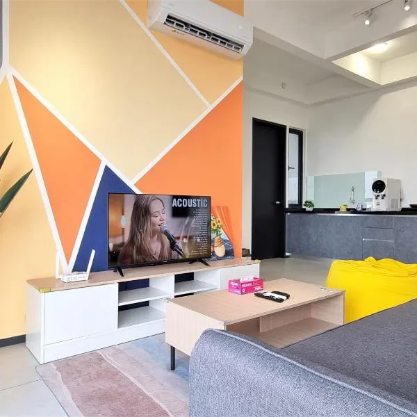 Sunlit Minimalist Suite, 7 Pax at Urban Suites Georgetown by SuperStay, hotel v destinaci Jelutong