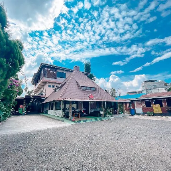 ๋ฒ ๋ผ์คํ๊ธฐ์ ์์นํ ํธํ
Hotel New Dieng By Helocus