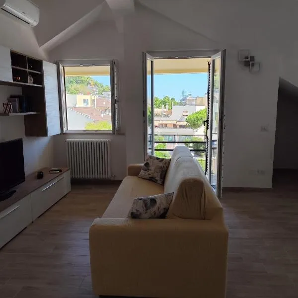 Sweet Home Gaia, hotel v mestu Pesaro