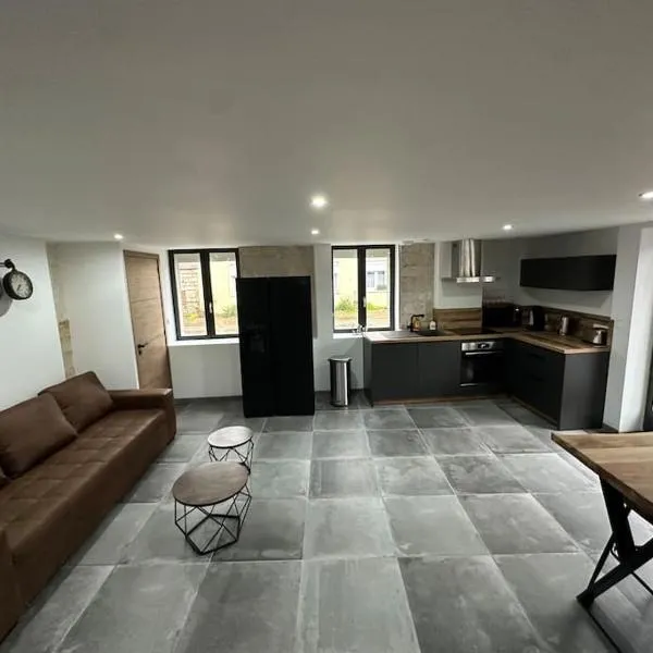 Maison de charme, pierres blanches, SPA Jaccuzi, hotel v destinaci Camblain-lʼAbbé