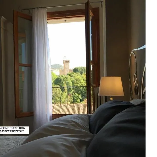 Camera Con Vista Este、エステのホテル