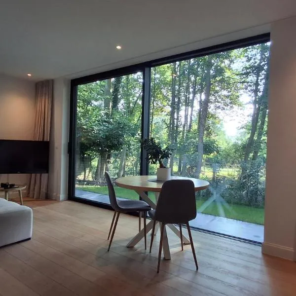 Privé studio in groene omgeving van Brugge gratis fietsen & parkeerplaats, hotel a Bruges