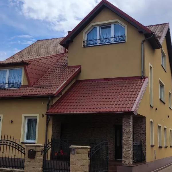 Pokoje gościnne 'Jagódka', hotel v destinaci Leba