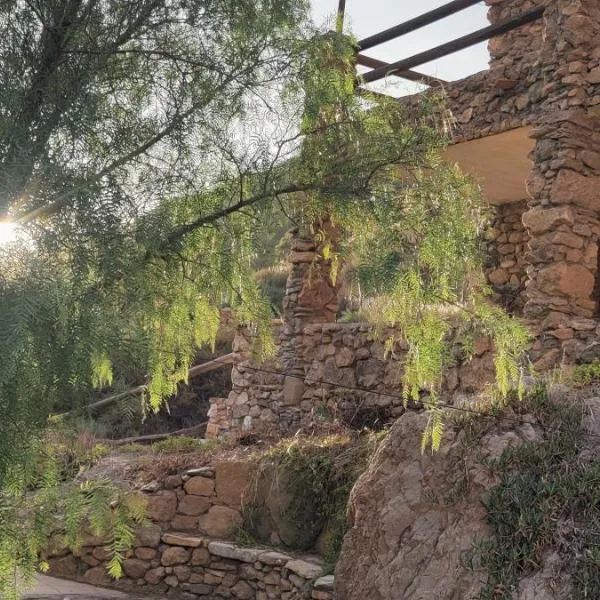 Off grid guesthouse - Puerto Mika - Casa Lucía, hotel Torviscónban