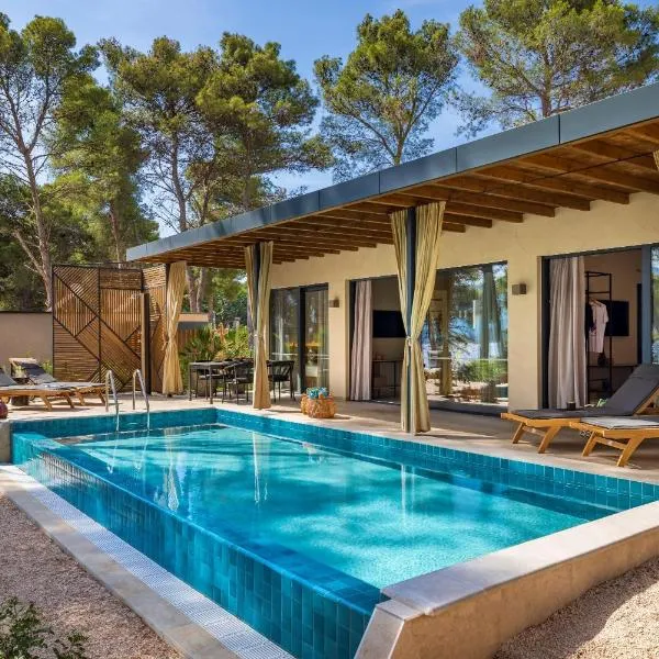 PLACES Hvar Villas by Valamar, hotel v destinaci Stari Grad