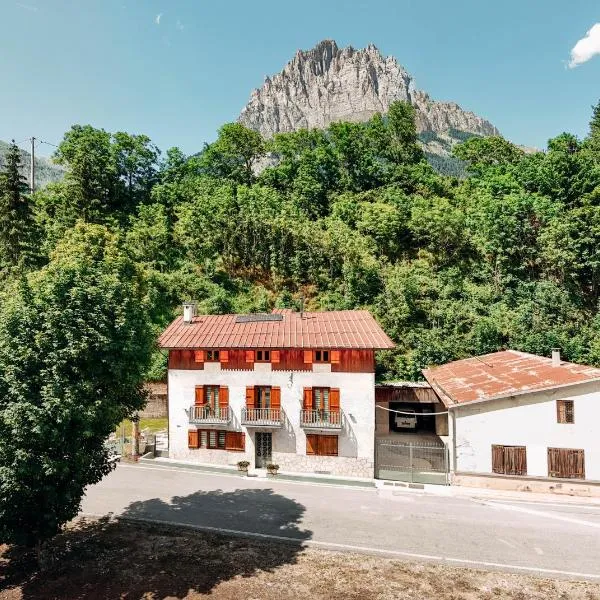 Mons, hotel v destinaci Sambuco