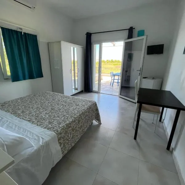 B&B Torre del lago 2, khách sạn ở Foce Varano