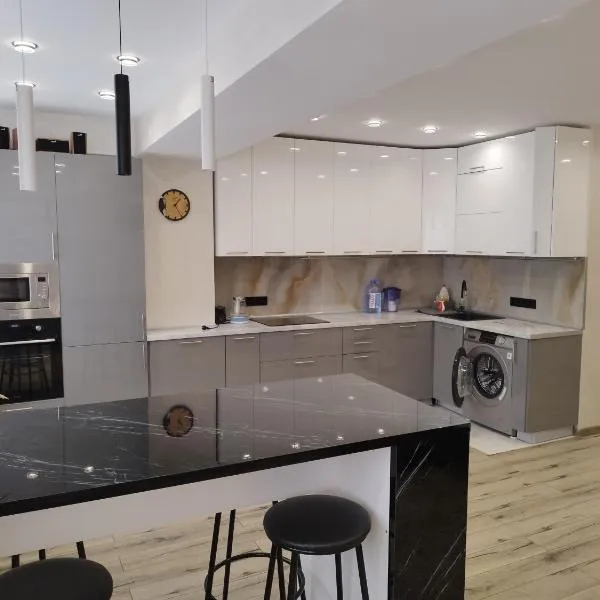 Almaty City Apartment, hotel in Almaty