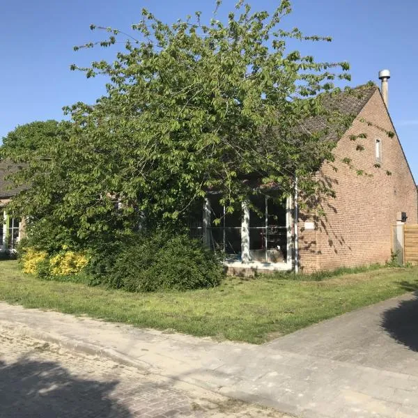 t Schooltje, hotel v destinaci Schoondijke