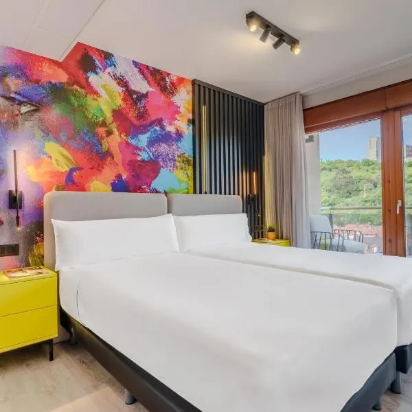 Spirit Apartamentos Atxuri, hotel v destinaci Bilbao