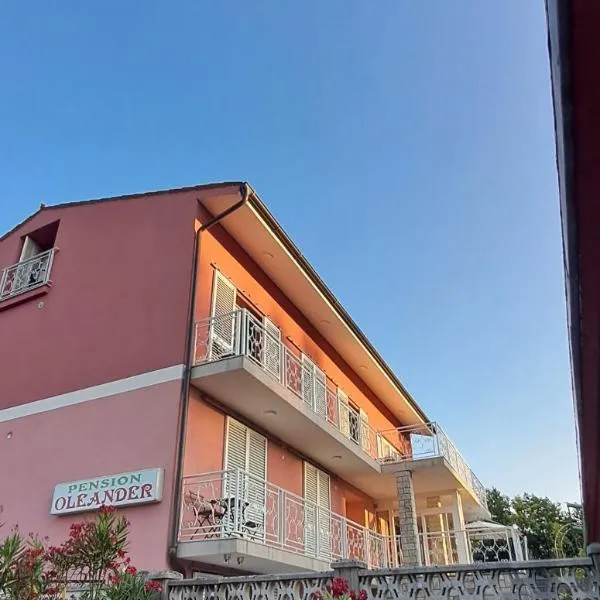 Oleander Rooms, hotel a Portoroz