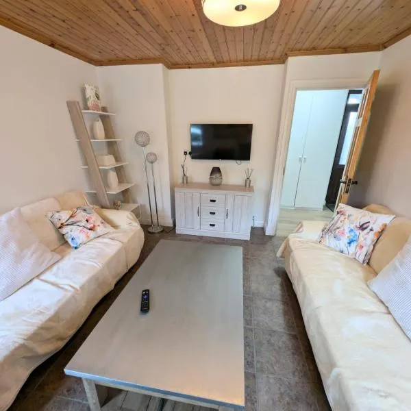 Majestic Cavan Burren, 4 Bedroom, Dream Holiday Home, hotel v destinaci Cornagee