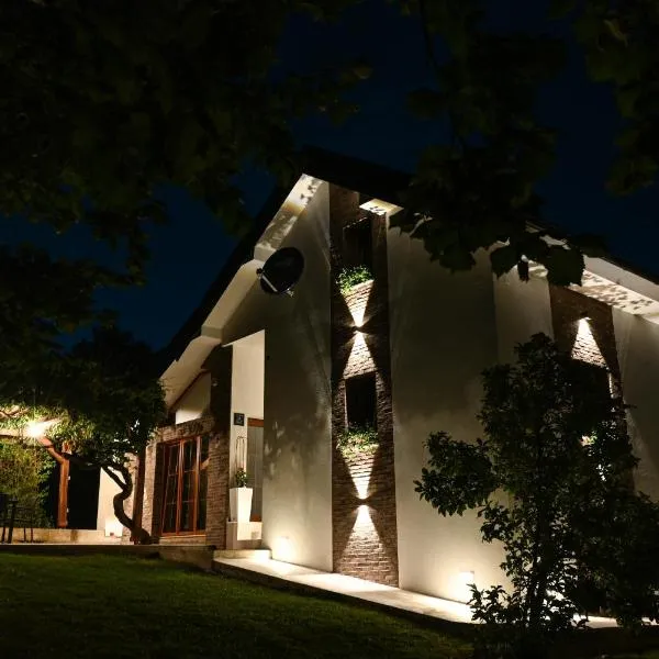 House Wisteria, khách sạn ở Rakovica