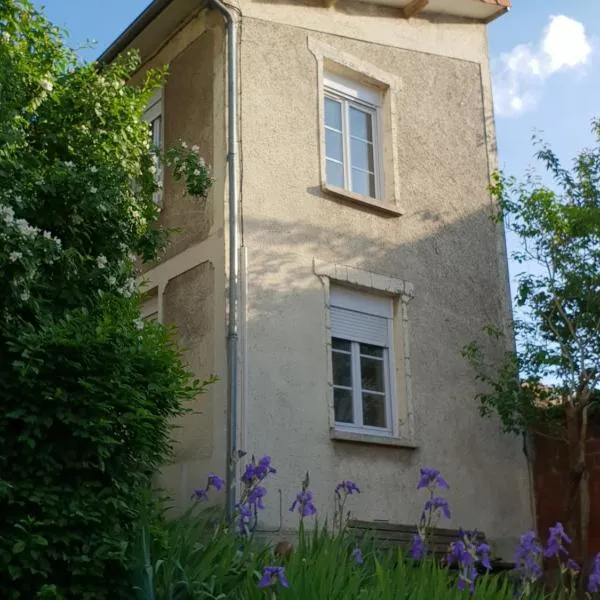 Maison à Issy les Moulineaux, proche de Paris, hotel v destinaci Issy-les-Moulineaux