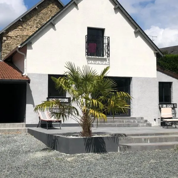 Maison de charme à Coutances, hotel v destinaci Coutances