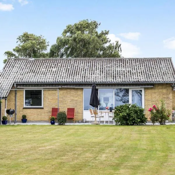 1 Bedroom Cozy Home In Rudkøbing, hotel u gradu 'Rudkøbing'