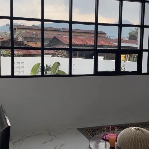 Minamo Homestay Modern Tengah Kota Payakumbuh, hotel v destinaci Payakumbuh