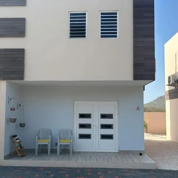 Casa Bon Bon dushi in popo resort Abrahamsz, hotel v destinaci Willemstad