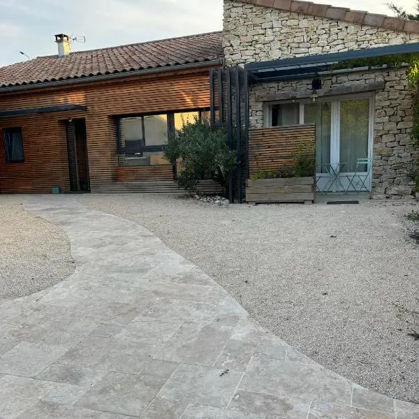 Suite tout confort, hotel v destinaci Montlaur-en-Diois