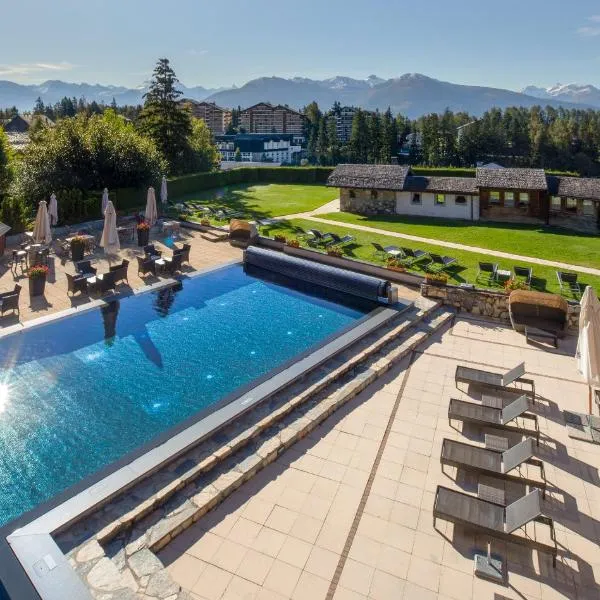 Hostellerie du Pas de l'Ours "Relais et Châteaux", hotel i Crans-Montana