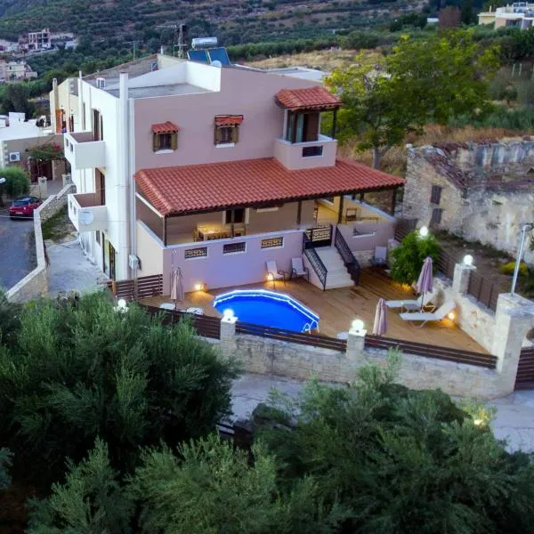 Amalia Villa with Private Pool, hotel in Perama