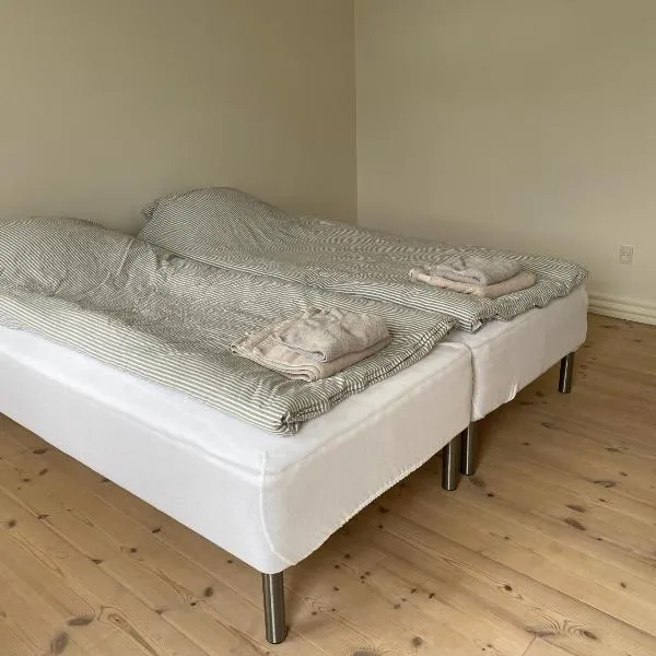 Strømpehuset, hotel v destinaci Øster Assels