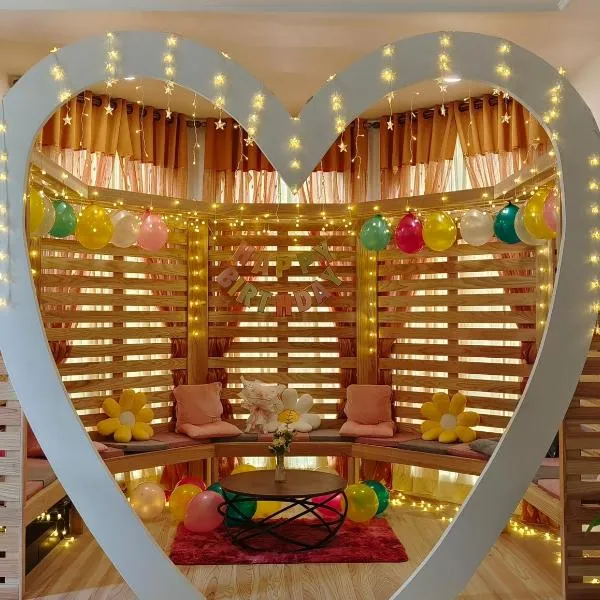 Jk Romance House 20Pax 6Carparks, hotel di Kuching